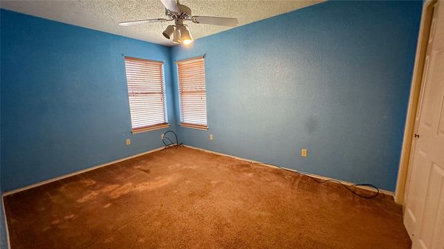 1409 Essex Drive, Desoto, TX 75115