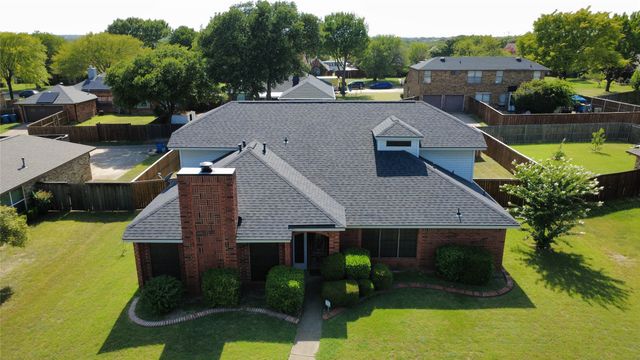 1409 Essex Drive, Desoto, TX 75115