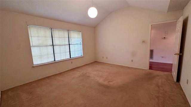 1409 Essex Drive, Desoto, TX 75115