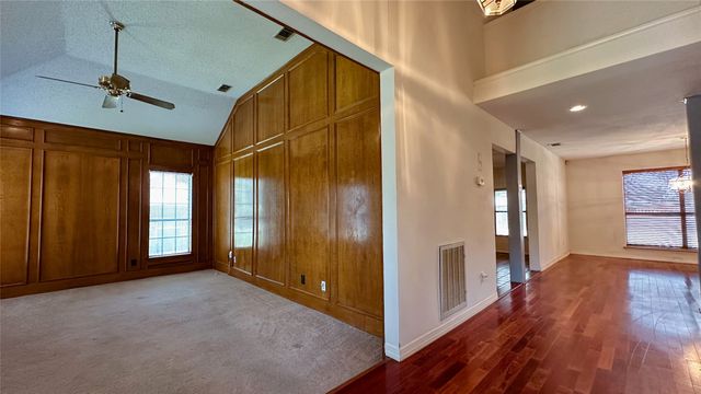 1409 Essex Drive, Desoto, TX 75115