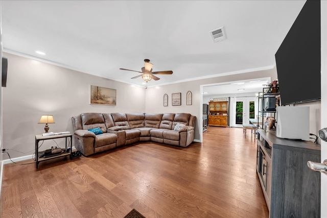 802 Meyers Rd, Altamont, TN 37301