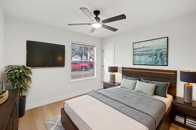 212 Meadow Park DR, Georgetown, TX 78626