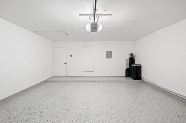 212 Meadow Park DR, Georgetown, TX 78626