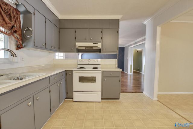 48 Tana Avenue, Courtland, AL 35618