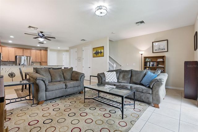 1911 SILVERWEED WAY, Oviedo, FL 32765