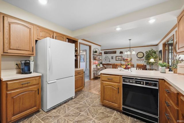 5225 Bedrock Court, Fort Wayne, IN 46825