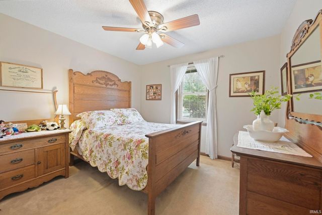 5225 Bedrock Court, Fort Wayne, IN 46825