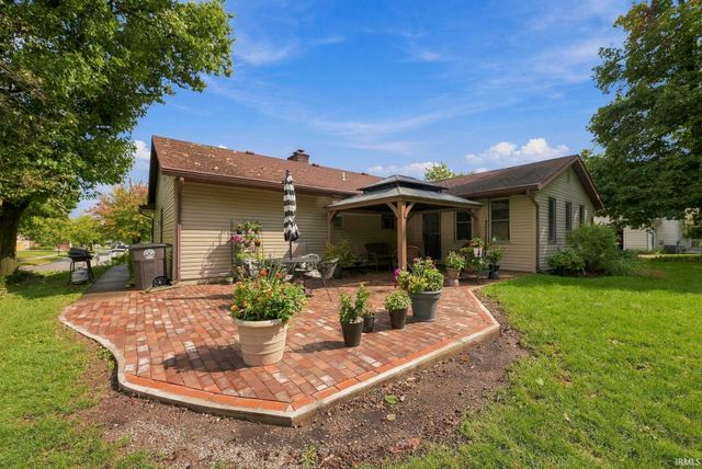 5225 Bedrock Court, Fort Wayne, IN 46825