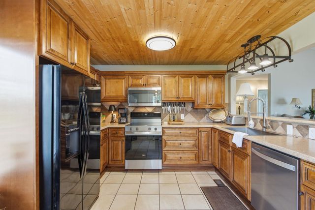 204 Beechwood Drive, Berea, KY 40403
