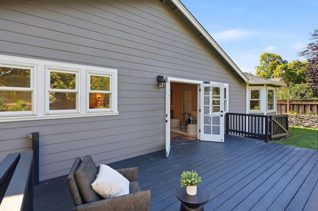 3739 Page Street, Redwood City, CA 94063