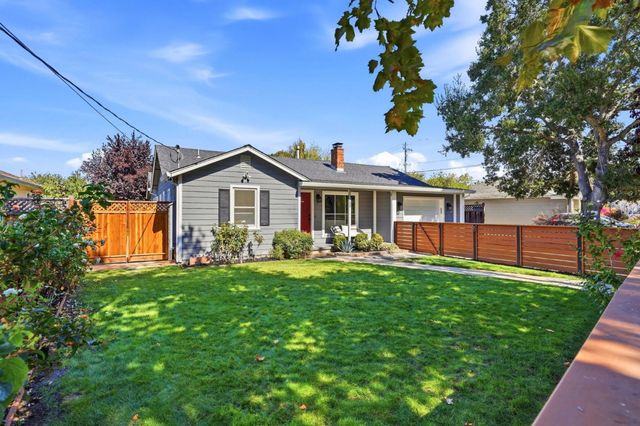 3739 Page Street, Redwood City, CA 94063