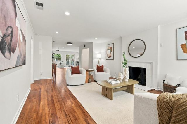 3739 Page Street, Redwood City, CA 94063