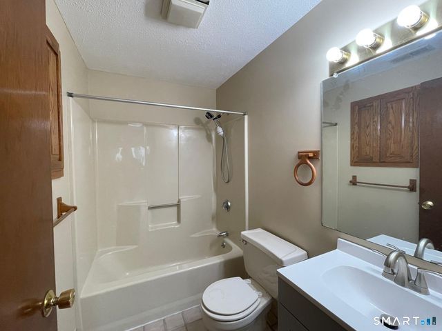 54 Ivy Lane 54, South Windsor, CT 06074