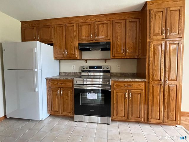 54 Ivy Lane 54, South Windsor, CT 06074