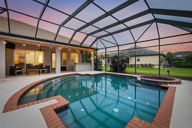 522 COUNTRY MEADOWS WAY, Bradenton, FL 34212