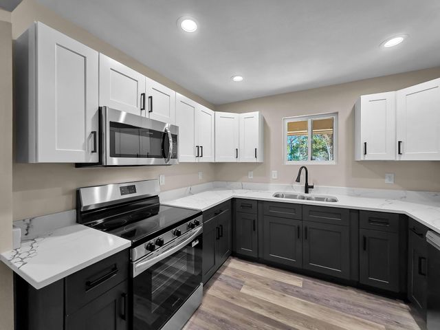 106 Cherry Drive, Lumberton, TX 77657