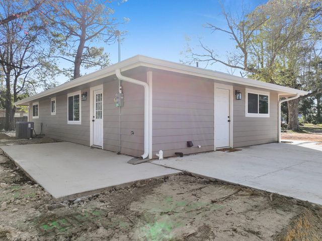 106 Cherry Drive, Lumberton, TX 77657