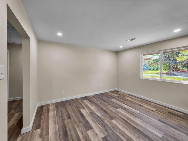 106 Cherry Drive, Lumberton, TX 77657