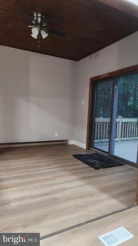 4 MEADOWSIDE CT, Medford, NJ 08055