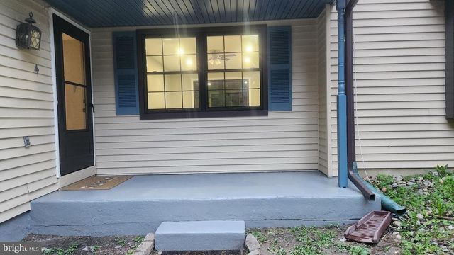 4 MEADOWSIDE CT, Medford, NJ 08055