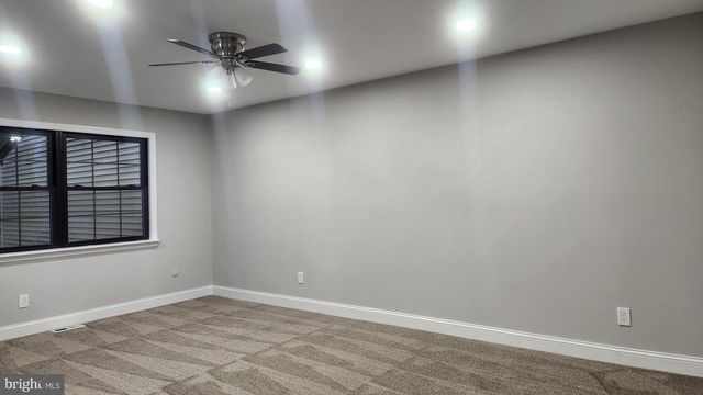 4 MEADOWSIDE CT, Medford, NJ 08055