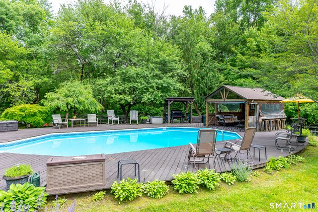 70 Reed Road, Warren, CT 06754
