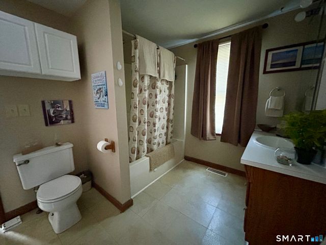 70 Reed Road, Warren, CT 06754