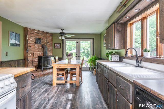 70 Reed Road, Warren, CT 06754
