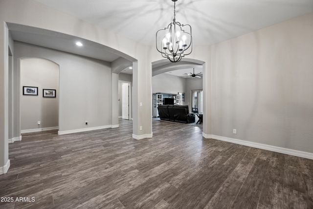 1319 N Chatsworth Street, Mesa, AZ 85207