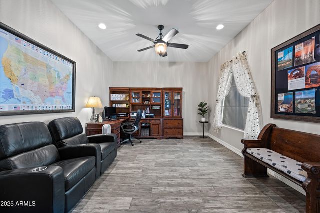 1319 N Chatsworth Street, Mesa, AZ 85207