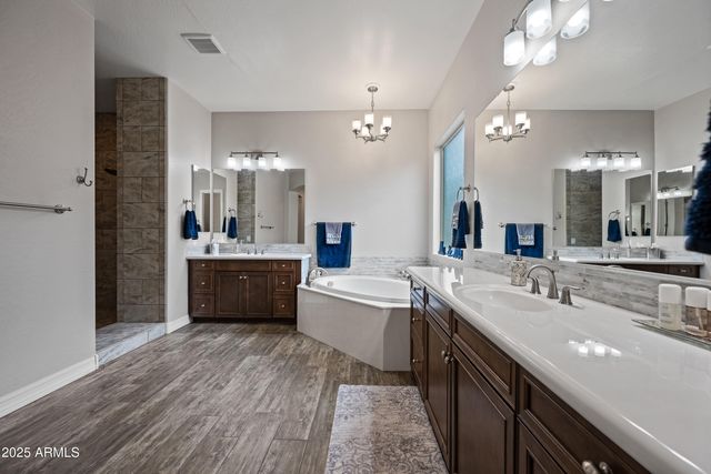 1319 N Chatsworth Street, Mesa, AZ 85207