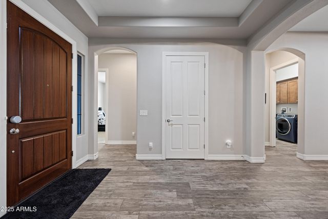 1319 N Chatsworth Street, Mesa, AZ 85207