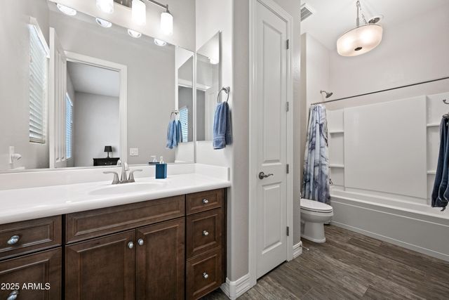 1319 N Chatsworth Street, Mesa, AZ 85207