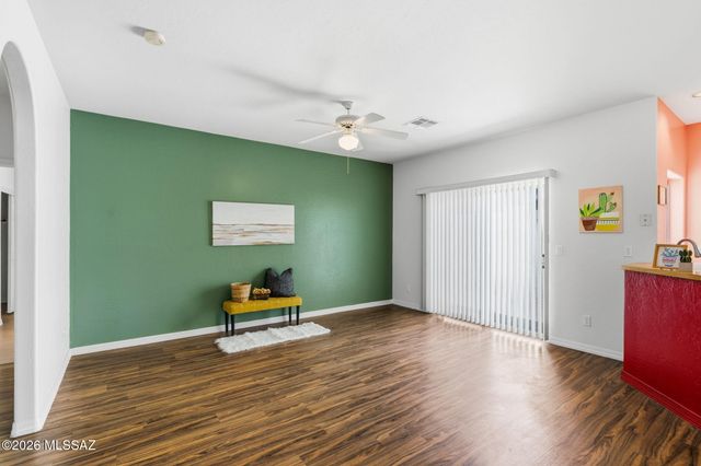 2832 S Full Moon Drive, Tucson, AZ 85713