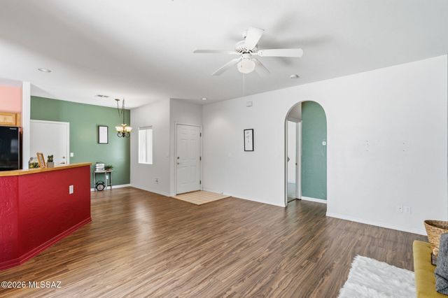 2832 S Full Moon Drive, Tucson, AZ 85713