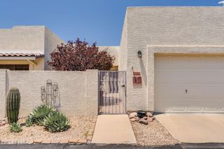 2832 S Full Moon Drive, Tucson, AZ 85713