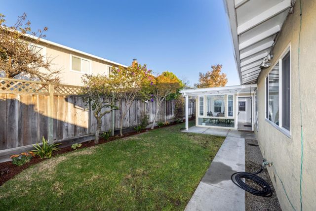 261 Pelican Ct., Foster City, CA 94404