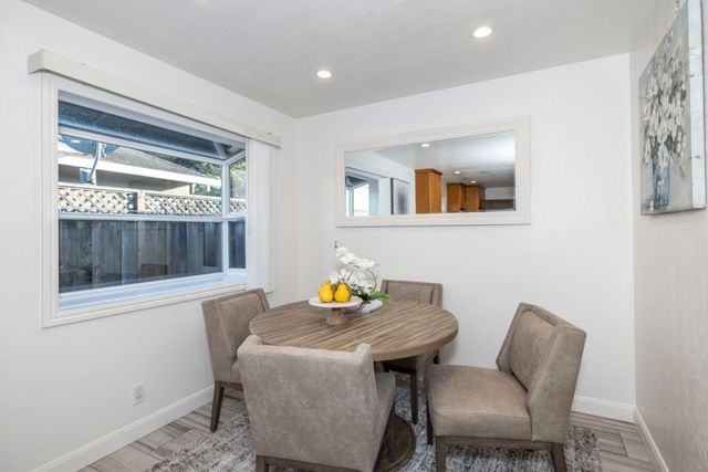 261 Pelican Ct., Foster City, CA 94404