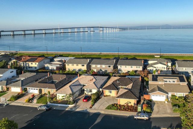 261 Pelican Ct., Foster City, CA 94404