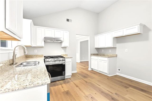 5363 Knights Landing, Ellenwood, GA 30294