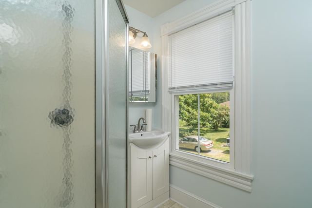 632 E MARKET ST, Harrisonburg, VA 22801