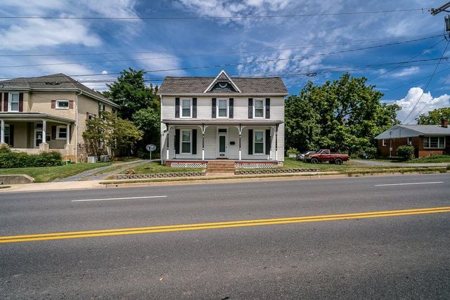 632 E MARKET ST, Harrisonburg, VA 22801