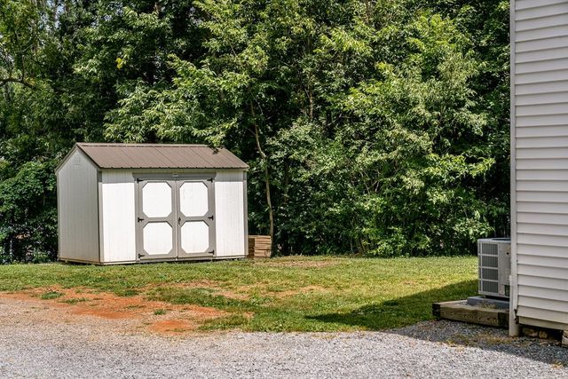 632 E MARKET ST, Harrisonburg, VA 22801