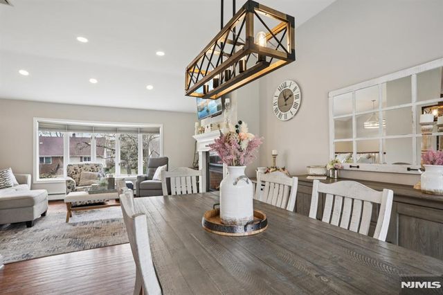 116 Carol Place, Wayne, NJ 07470