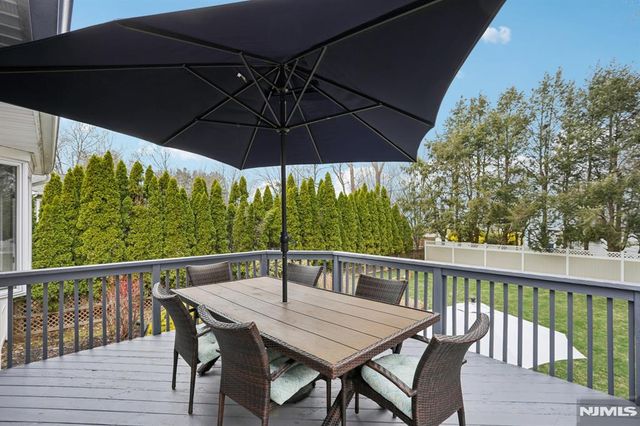 116 Carol Place, Wayne, NJ 07470