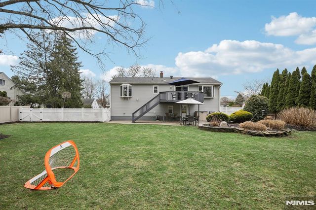 116 Carol Place, Wayne, NJ 07470