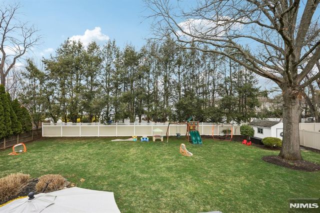 116 Carol Place, Wayne, NJ 07470