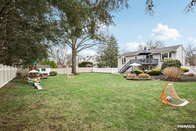 116 Carol Place, Wayne, NJ 07470