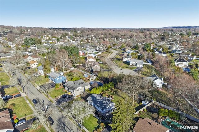 116 Carol Place, Wayne, NJ 07470