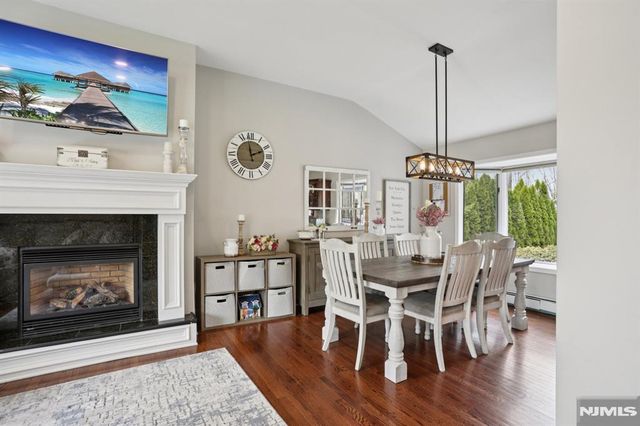 116 Carol Place, Wayne, NJ 07470